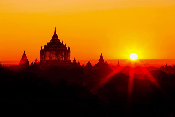 Ygn – Bgn – Mdy – Amayapuya -Sagaing -Mingun – INLE ( 8 Days / 7 Nights )